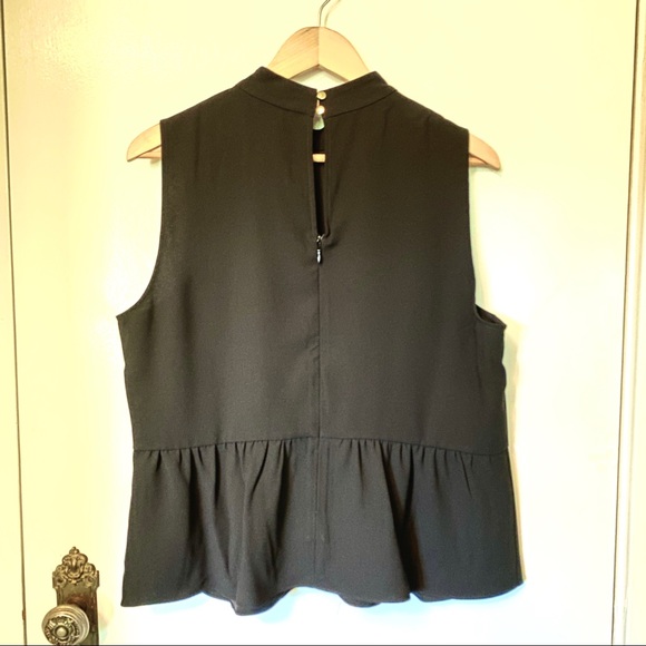 J.Crew Sleeveless Peplum Top in 365 Crepe NWOT - Picture 3 of 5